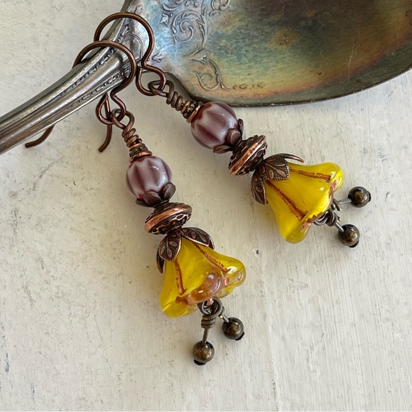 ARTISAN Earrings “Fall Bouquet” - Dangles - Picture 4 of 9